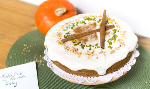 Pumpkin Pie with Cheesecake Frosting